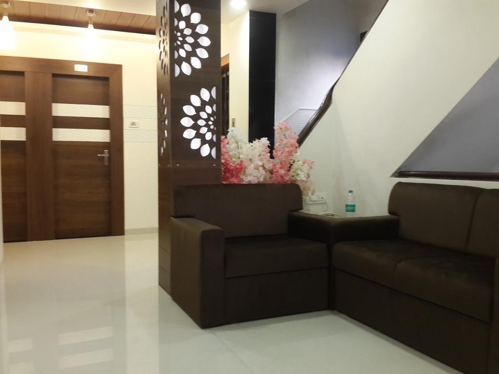 Hotel Oasis Βομβάη Εξωτερικό φωτογραφία