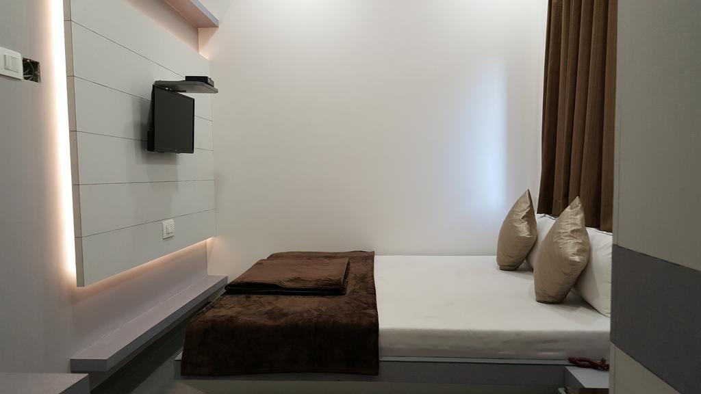 Hotel Oasis Βομβάη Δωμάτιο φωτογραφία