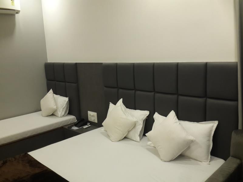 Hotel Oasis Βομβάη Εξωτερικό φωτογραφία